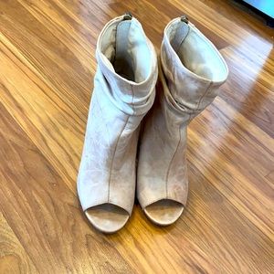 Gently worn (only once) Chinese Laundry x Kristen Cavallari nude peep toe bootie